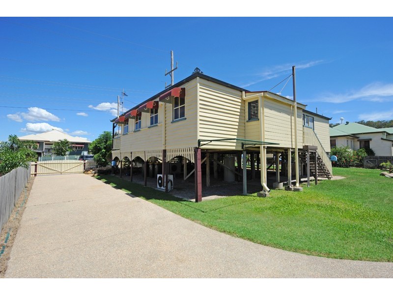 10 Pier Street, South Gladstone QLD 4680