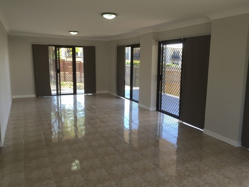 9 NOTHLING STREET, New Auckland QLD 4680