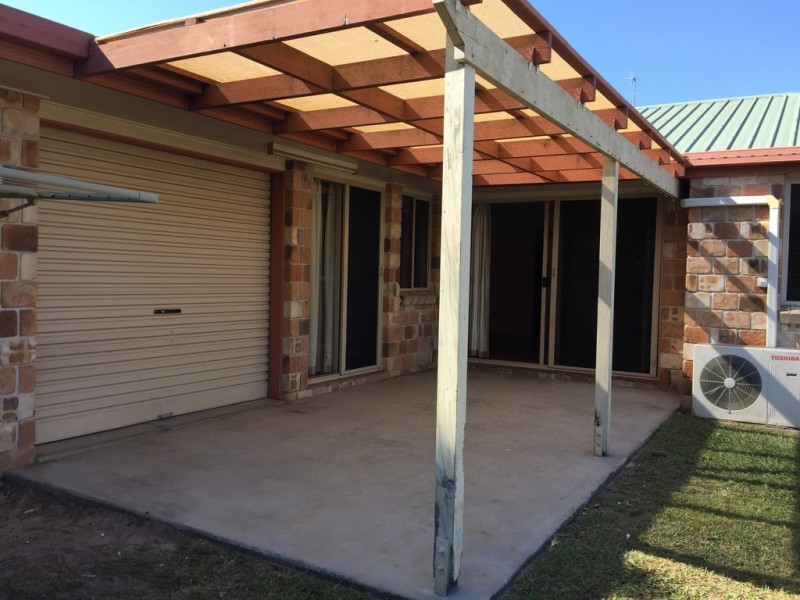 8 VALIANT COURT, Clinton QLD 4680