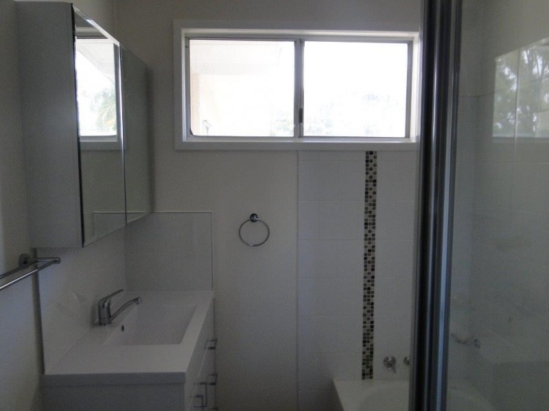 14 SCHAFER STREET, Clinton QLD 4680