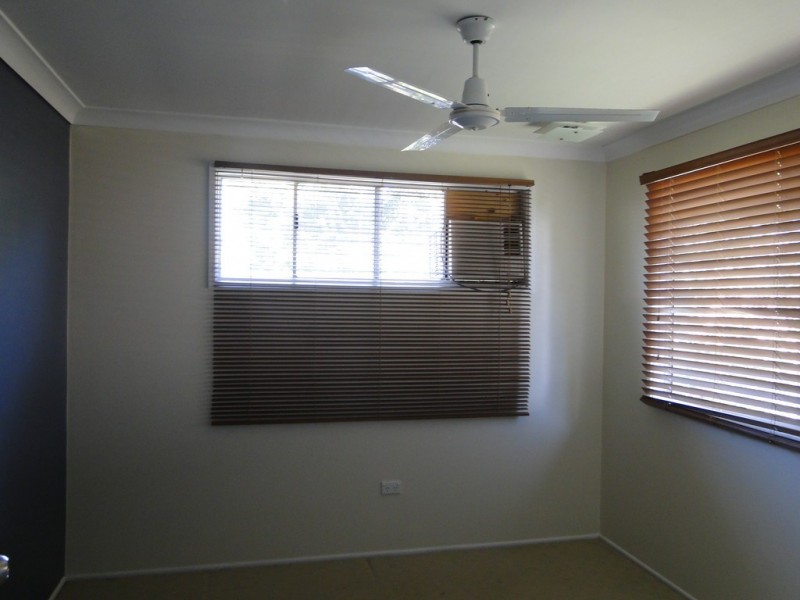 43 FLINDERS STREET, West Gladstone QLD 4680