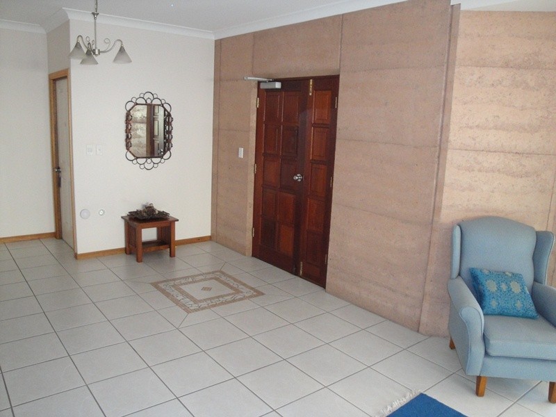 3 HERBERT ST, Gladstone QLD 4680
