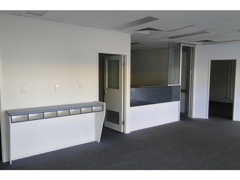 Shop 9/190 GOONDOON STREET, Gladstone QLD 4680