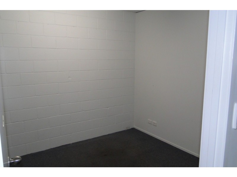 Shop 9/190 GOONDOON STREET, Gladstone QLD 4680