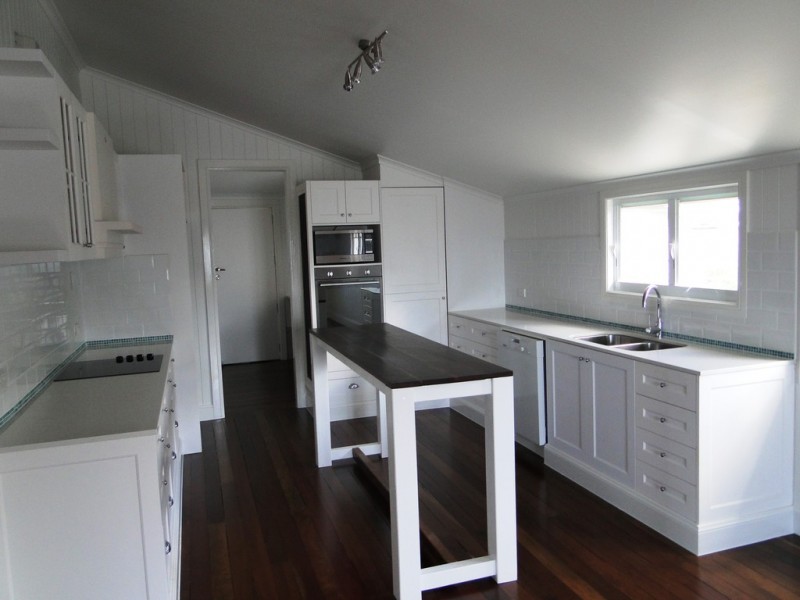 281 AUCKLAND STREET, South Gladstone QLD 4680