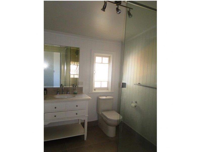 281 AUCKLAND STREET, South Gladstone QLD 4680