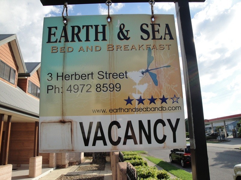 3 HERBERT STREET, Gladstone QLD 4680