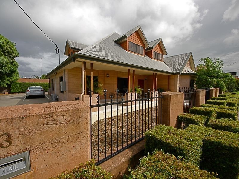 3 HERBERT STREET, Gladstone QLD 4680