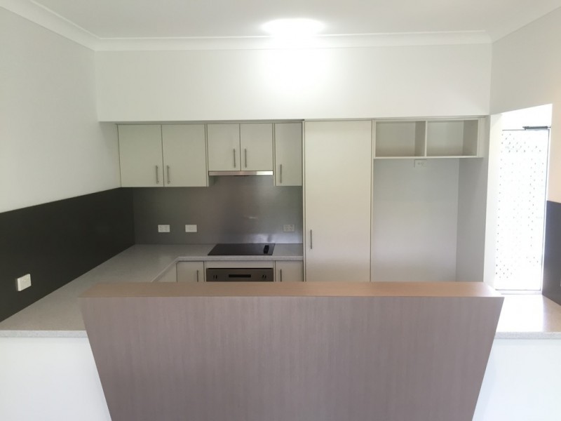 15/10 Nothling Street, New Auckland QLD 4680