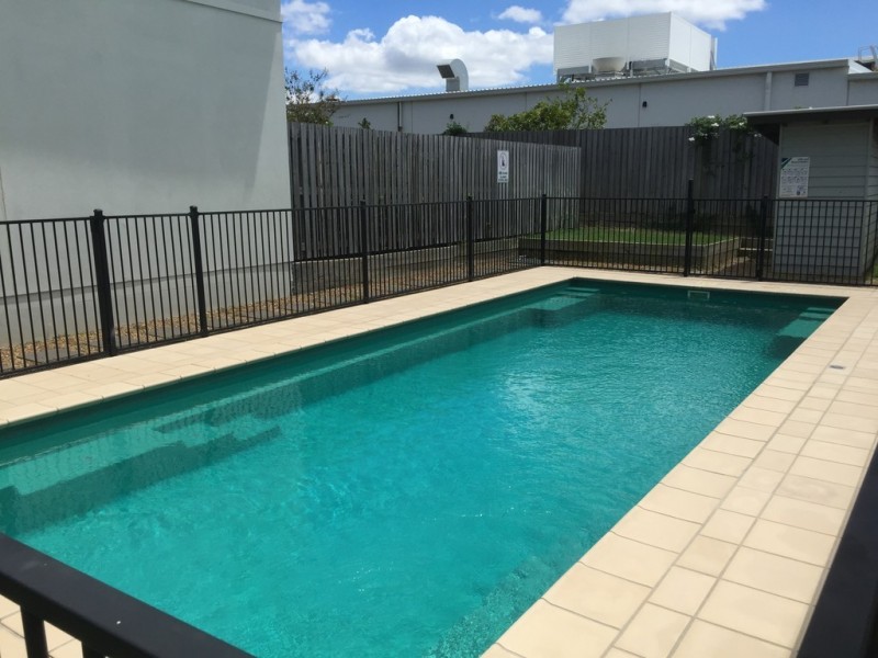 15/10 Nothling Street, New Auckland QLD 4680