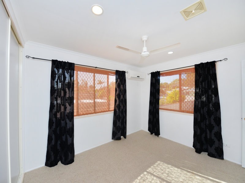 3 Bunker Court, Clinton QLD 4680