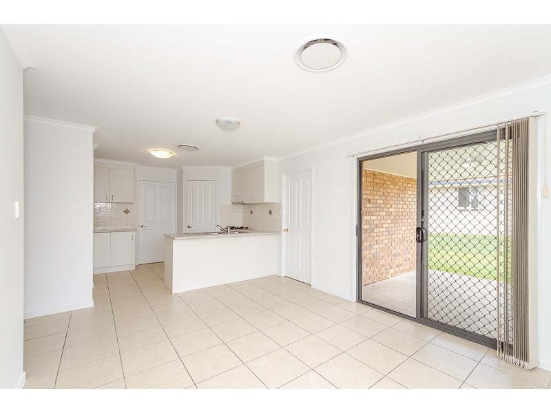 5 Hill View Place, New Auckland QLD 4680