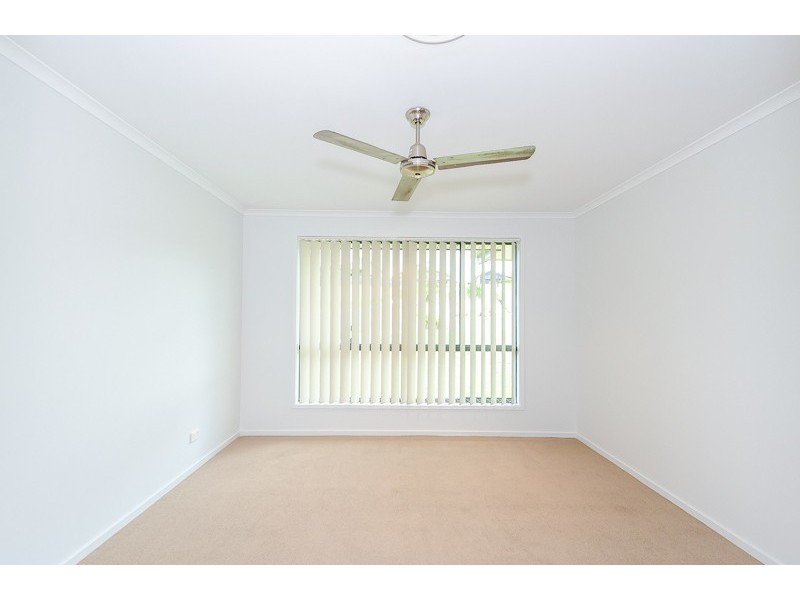 5 Hill View Place, New Auckland QLD 4680