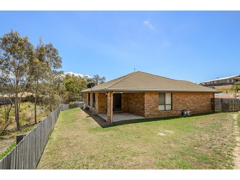 5 Hill View Place, New Auckland QLD 4680