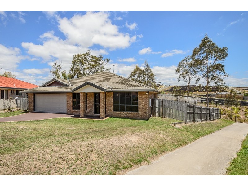 5 Hill View Place, New Auckland QLD 4680