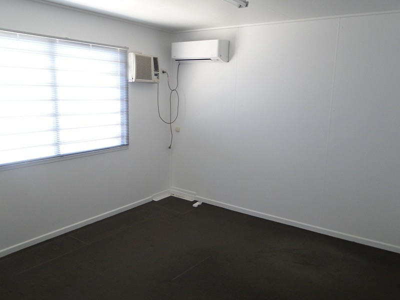 16A DREWE STREET, Gladstone QLD 4680