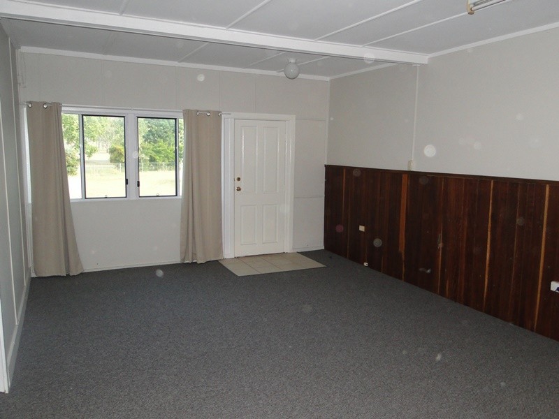 3 Lindherr Road, Yarwun QLD 4694