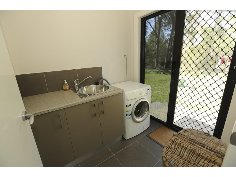 369 Jim Whyte Way, Beecher QLD 4680