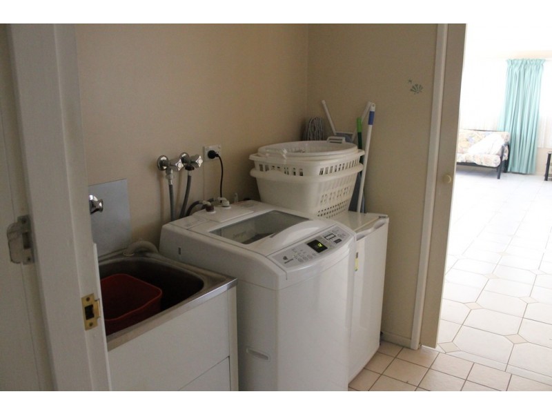 3 Covill Court, Telina QLD 4680