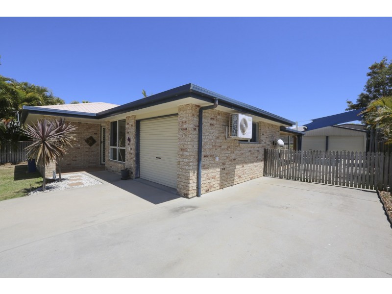 48 Coronation Drive, Tannum Sands QLD 4680