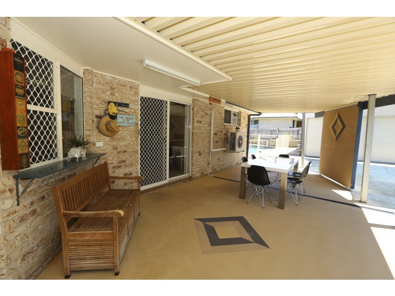 48 Coronation Drive, Tannum Sands QLD 4680