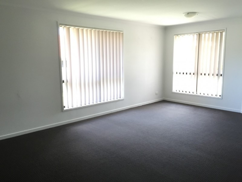 20 SKYLINE DRIVE, New Auckland QLD 4680