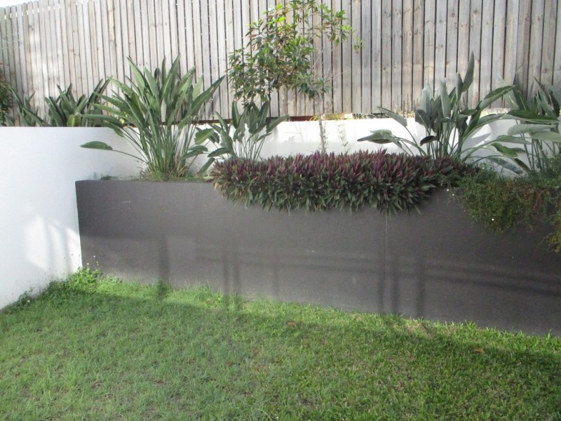 2/11 GLENLYON ST, Gladstone QLD 4680