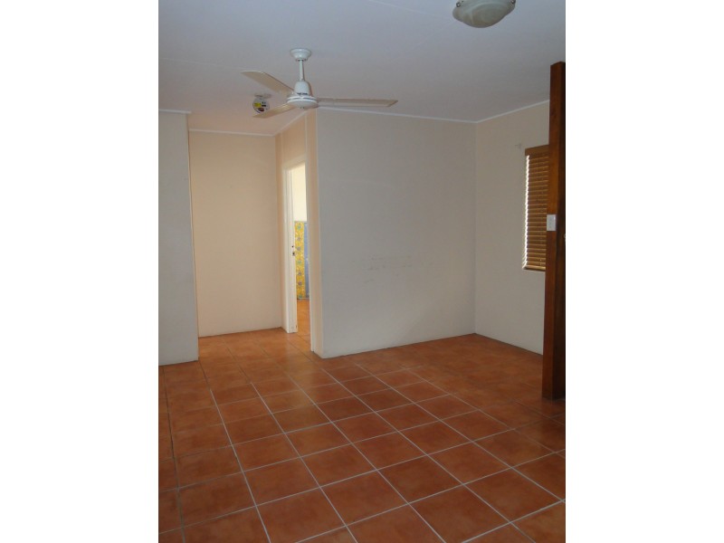 1/38 AERODROME ROAD, Clinton QLD 4680