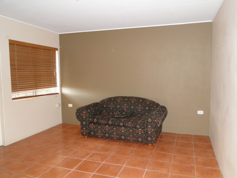 1/38 AERODROME ROAD, Clinton QLD 4680