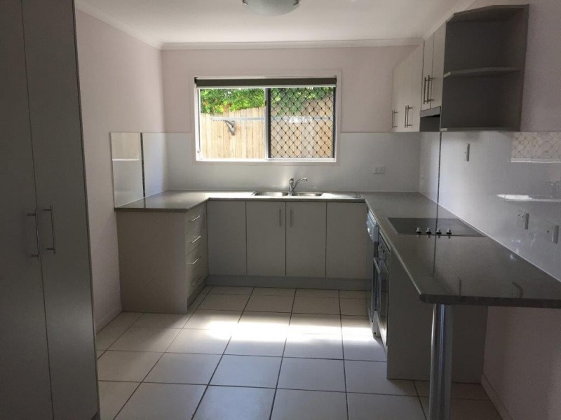 2/63 BARNEY ST, Barney Point QLD 4680