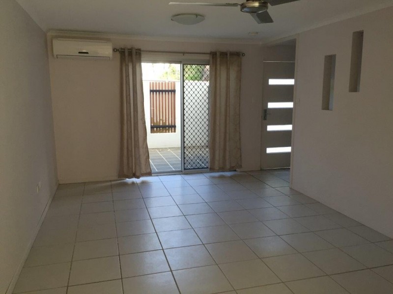 2/63 BARNEY ST, Barney Point QLD 4680