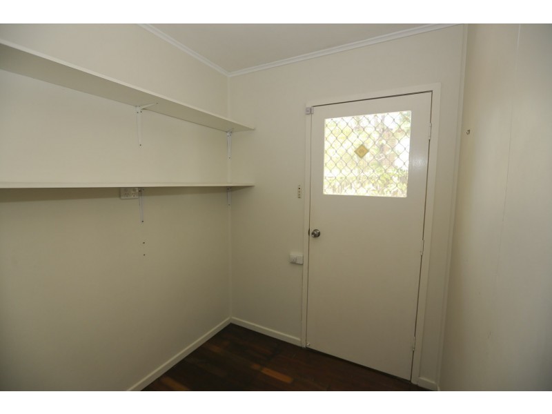 2 GATCOMBE LN, West Gladstone QLD 4680