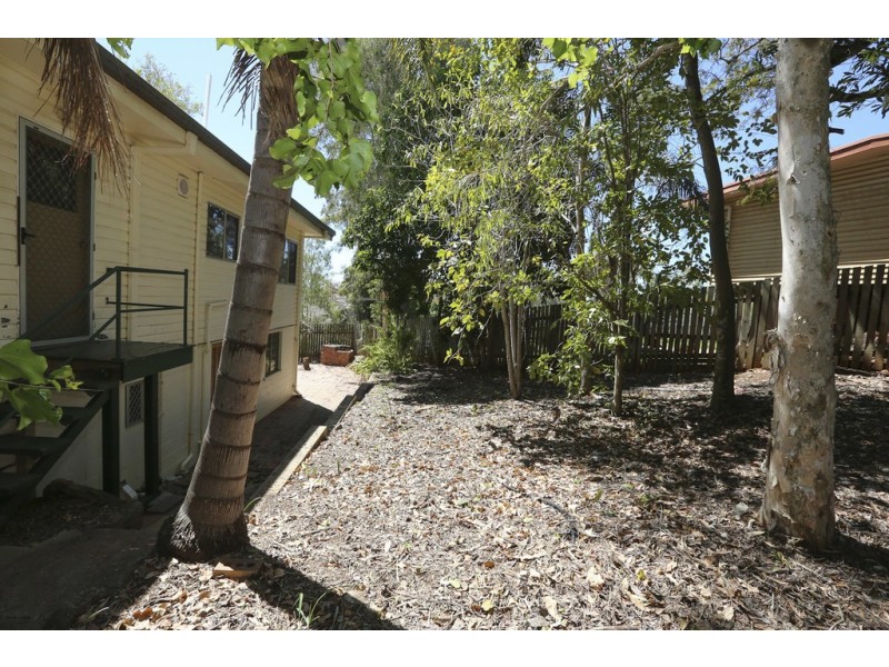 2 GATCOMBE LN, West Gladstone QLD 4680