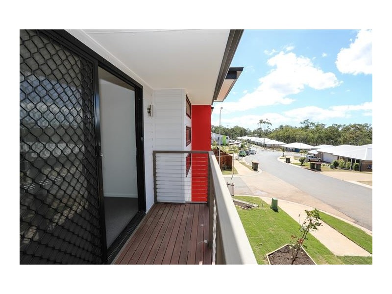 2 / 1 Wedgetail Road, Clinton QLD 4680