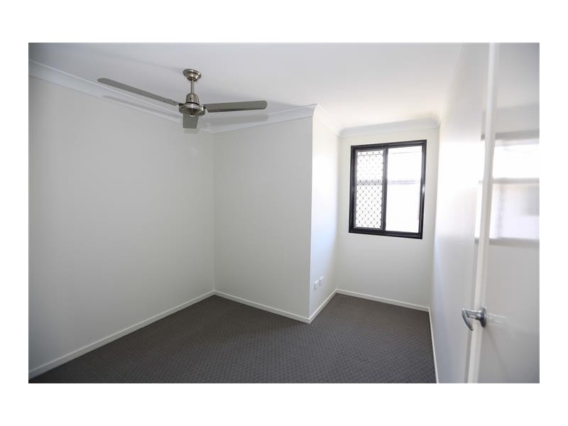 2 / 1 Wedgetail Road, Clinton QLD 4680