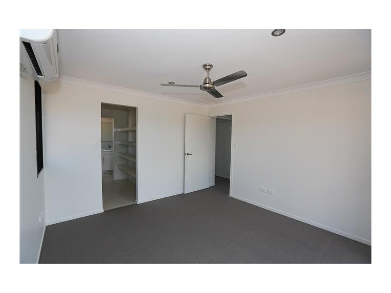 2 / 1 Wedgetail Road, Clinton QLD 4680