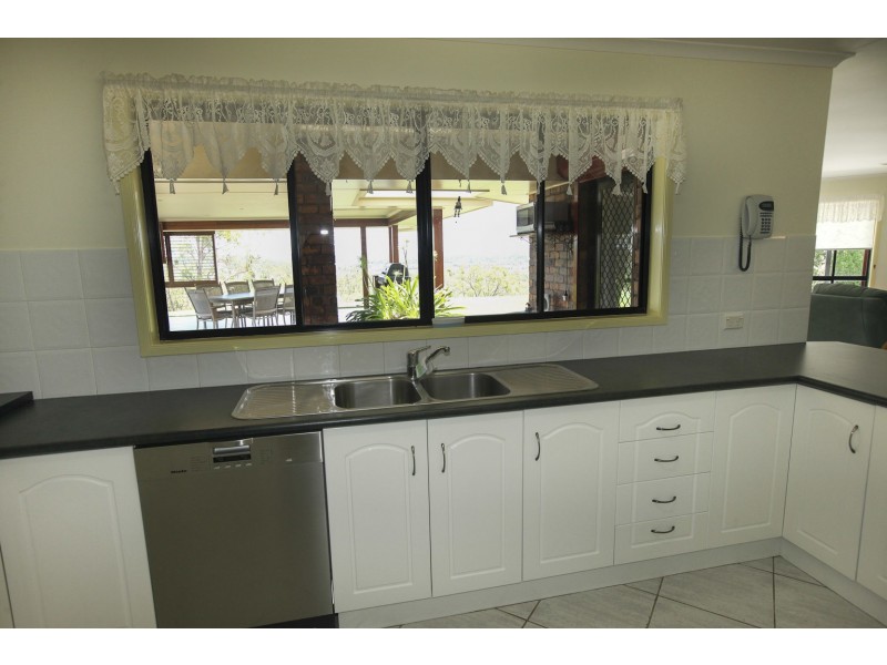 161 YALKARRA CRESCENT, Wurdong Heights QLD 4680