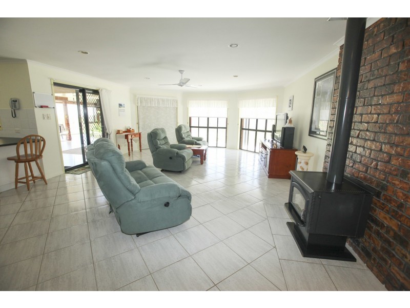 161 YALKARRA CRESCENT, Wurdong Heights QLD 4680