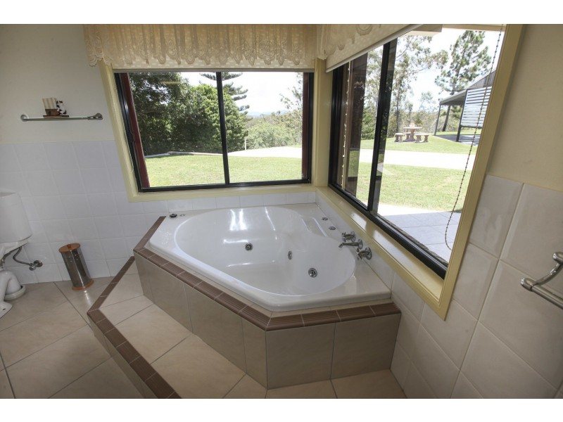 161 YALKARRA CRESCENT, Wurdong Heights QLD 4680