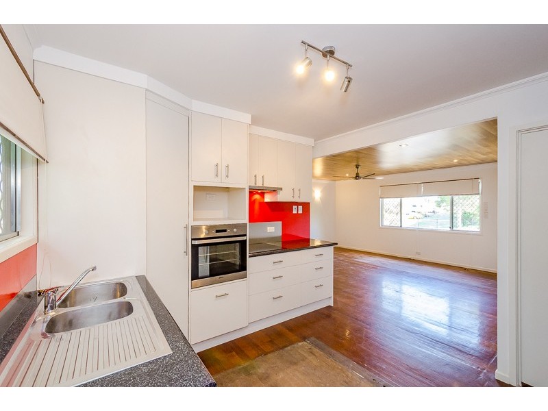 18 Butler Street, New Auckland QLD 4680