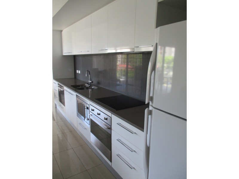 9/11 GLENLYON STREET, Gladstone QLD 4680