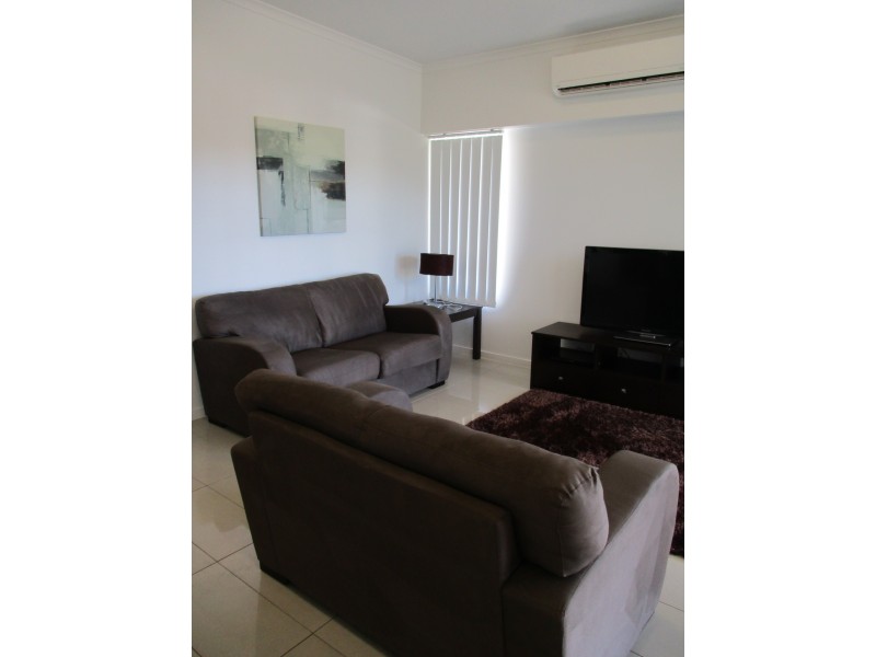 9/11 GLENLYON STREET, Gladstone QLD 4680