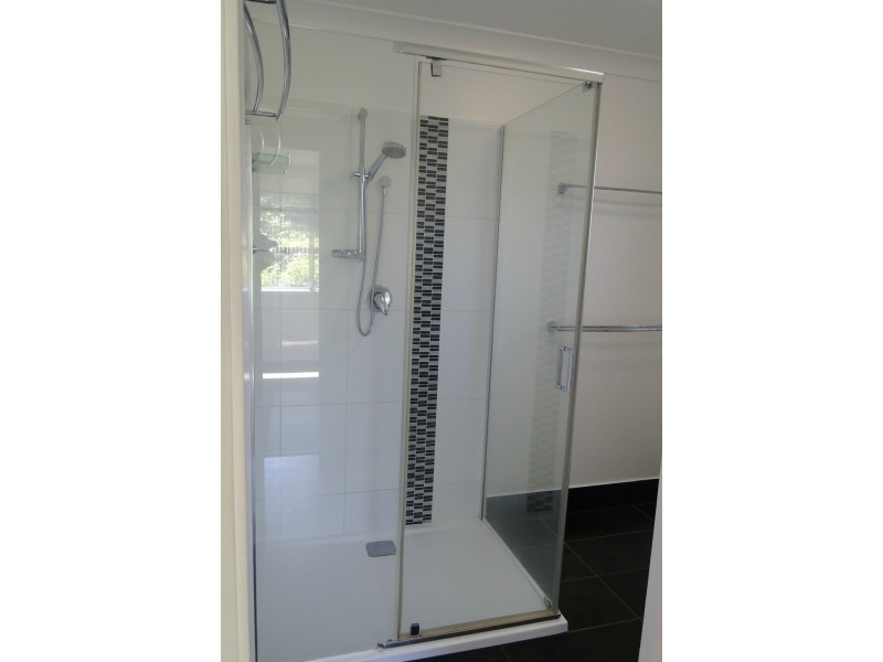 25 TUNA ST, Toolooa QLD 4680