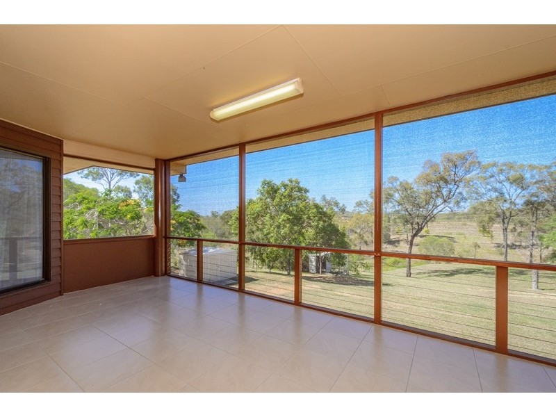 72 Boundary Road, Kirkwood QLD 4680
