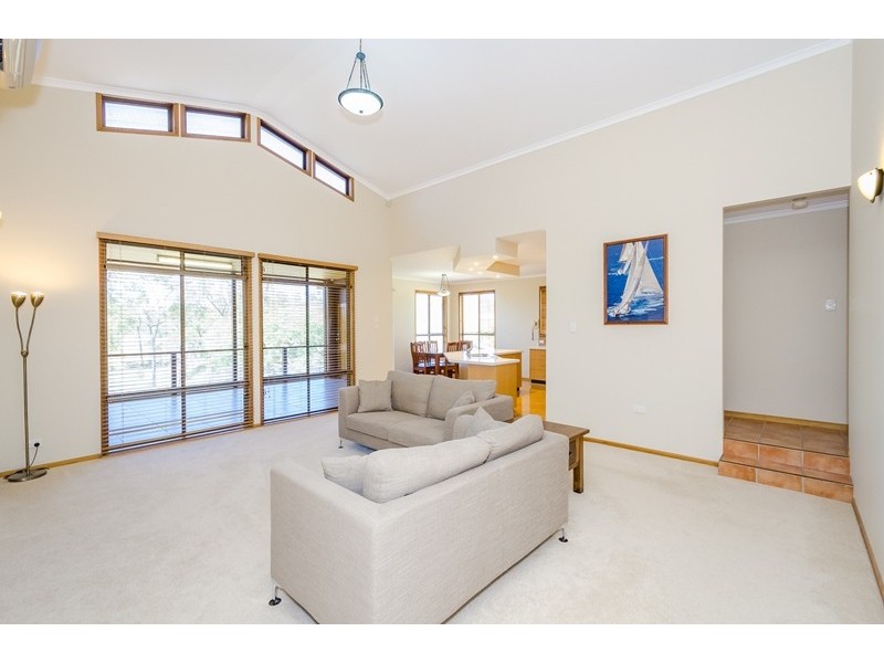 72 Boundary Road, Kirkwood QLD 4680