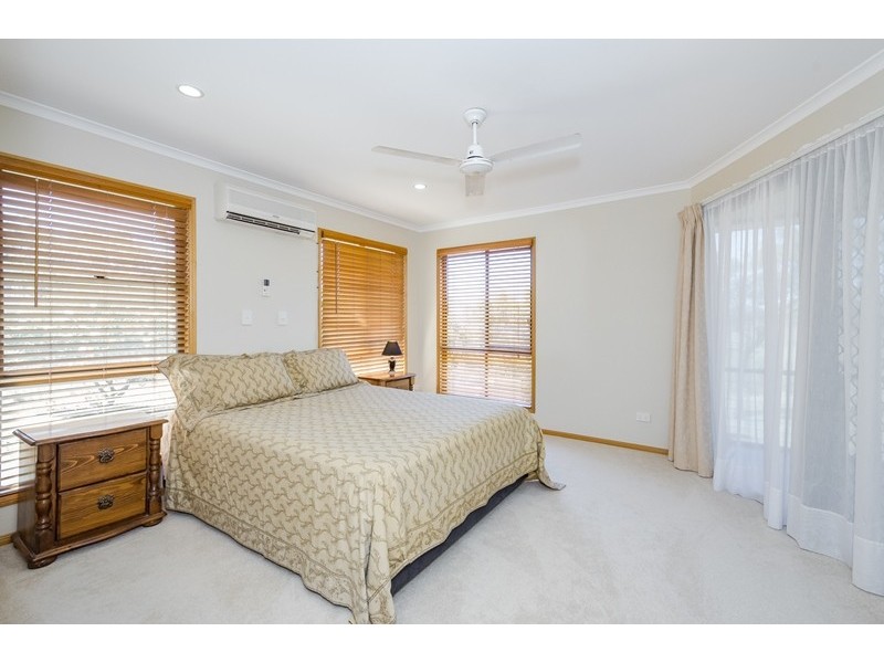 72 Boundary Road, Kirkwood QLD 4680