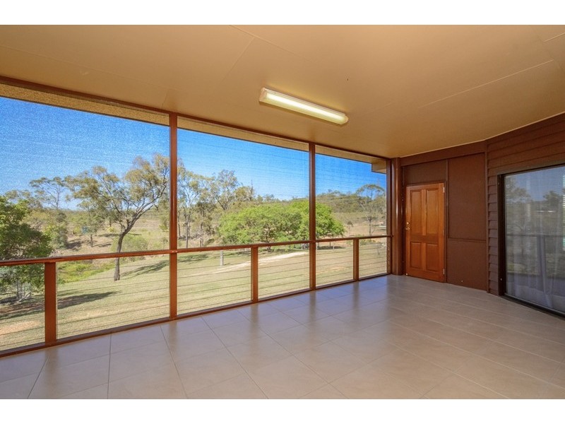 72 Boundary Road, Kirkwood QLD 4680