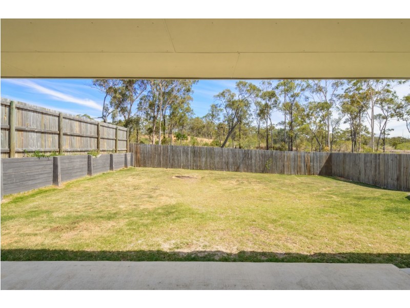 46 Broadwater Place, New Auckland QLD 4680