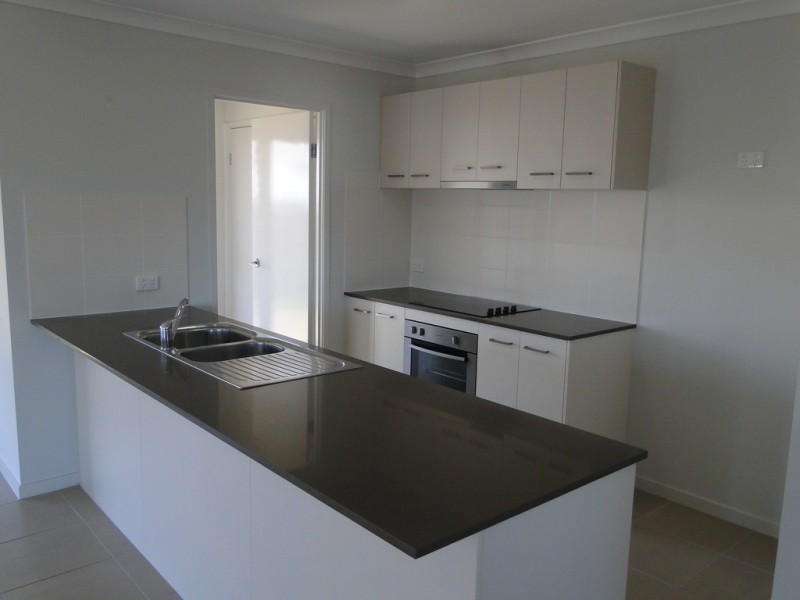 1 GOODNIGHT PLACE, New Auckland QLD 4680