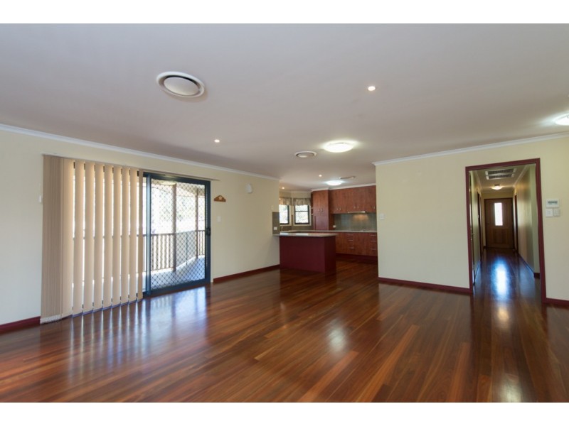 39 DEDEKIND AVE, Benaraby QLD 4680